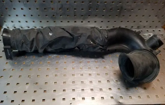 Opel Antara Air intake hose/pipe