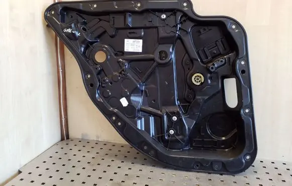 Mercedes-Benz C W205 Rear window lifting mechanism without motor A2057300179