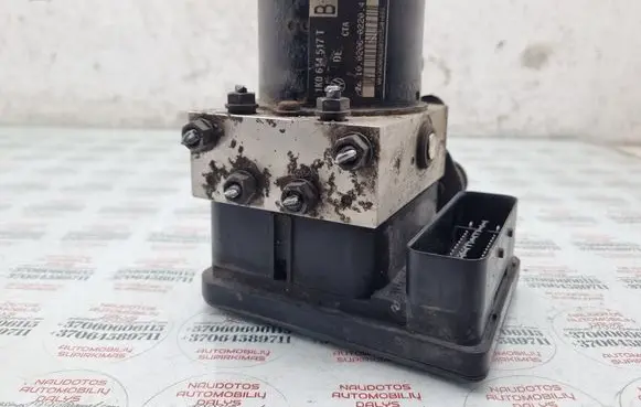 Volkswagen Jetta V ABS Pump 1K0614517T