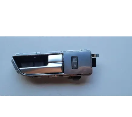 Land Rover Discovery 4 - LR4 Front door interior handle AH2214017AA Ah2222600ac 10010605