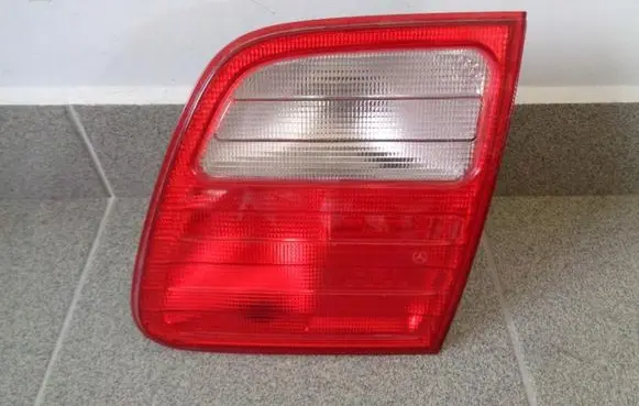 Mercedes-Benz E W210 Rear/tail lights A2109202464