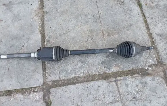 Jeep Grand Cherokee Front driveshaft P68193660AA