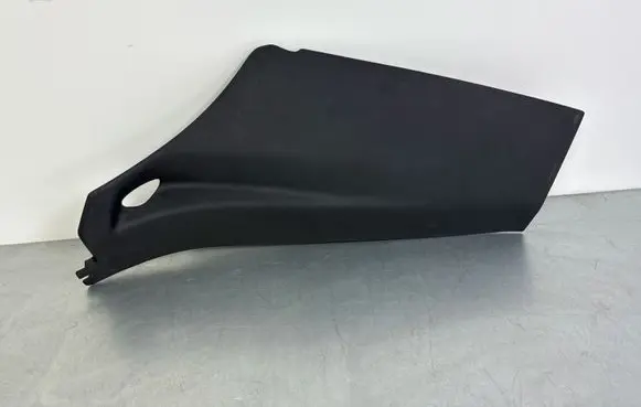 BMW 2 F46 (D) pillar trim (bottom) 7323665