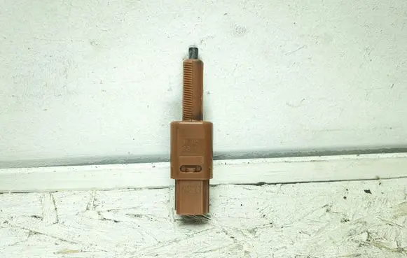 Nissan Pulsar Brake pedal sensor switch