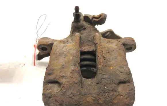 Rear brake caliper