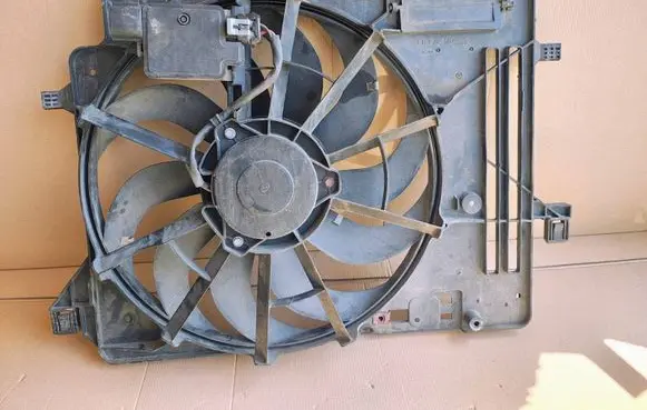 Ford Kuga II Fan set F1F18C607HF C9G4A