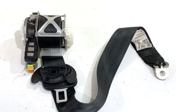 Volkswagen Jetta VI Front seatbelt 5C6857705A