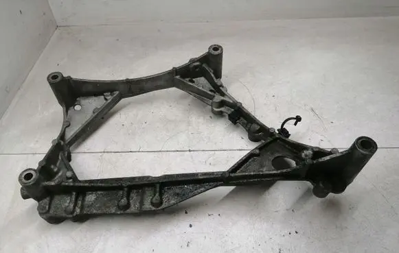 Volkswagen Transporter - Caravelle T5 Engine mounting bracket 04L145160F
