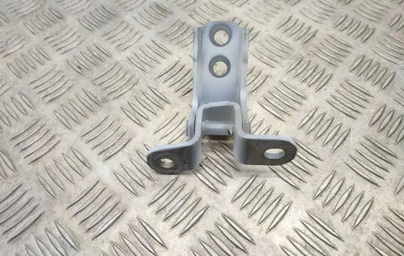 Toyota RAV 4 (XA50) Front door upper hinge