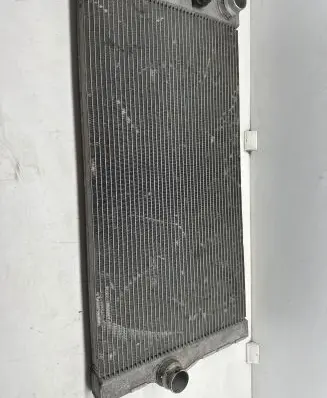 BMW 5 F10 F11 Coolant radiator 17118509175 N2238003