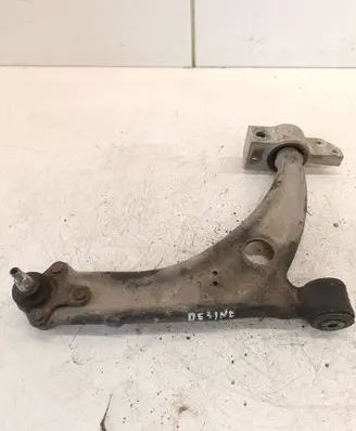 Volkswagen PASSAT B6 Front lower control arm/wishbone