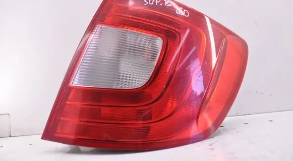 Skoda Superb B6 (3T) Rear/tail lights 3T9945096