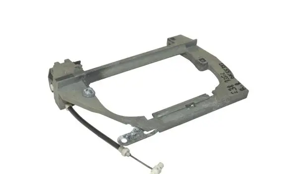 BMW 7 E38 Rear door exterior handle/bracket 51228245346 8245346