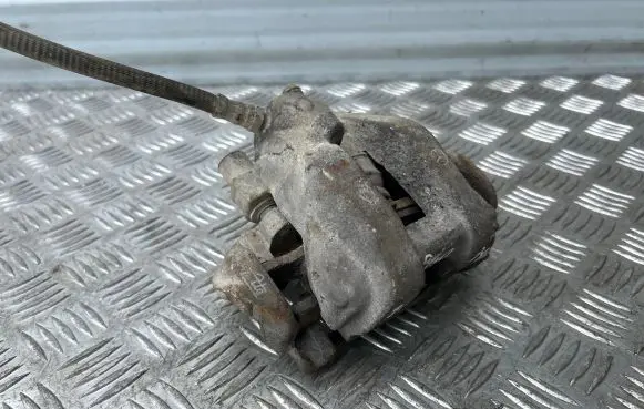 Mercedes-Benz E W211 Rear brake caliper