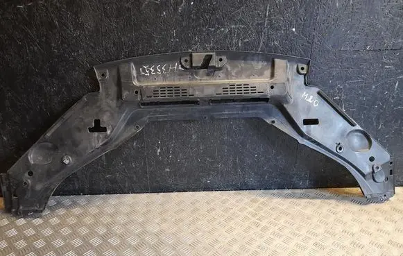 Maserati Levante Radiator trim 670042318