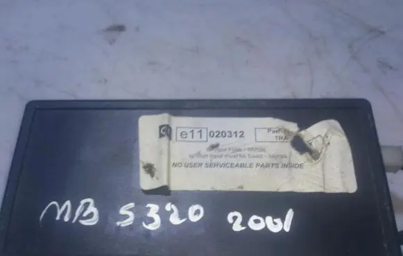Mercedes-Benz S W220 Other control units/modules E11020312