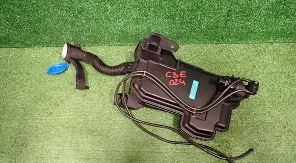 Citroen C3 Windshield washer fluid reservoir/tank 9845633880