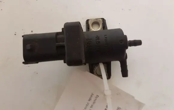 Opel Insignia A Turbo solenoid valve 55574896