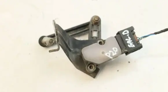 BMW X6M F86 Rear air suspension level height sensor 6752797 6870200