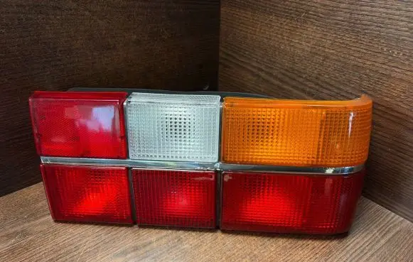 Volvo 740 Rear/tail lights 3518919
