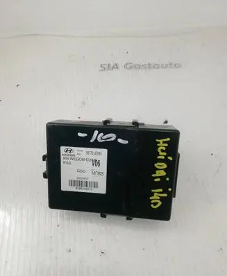 Hyundai i40 Parking PDC control unit/module 957703Z050 6359952