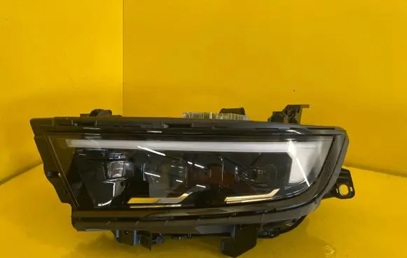 Opel Mokka B Headlight/headlamp L375791