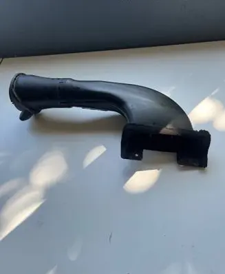 Mitsubishi Pajero Air intake duct part MR404731