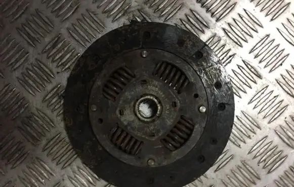 Skoda Octavia Mk2 (1Z) Clutch pressure plate 036141033l