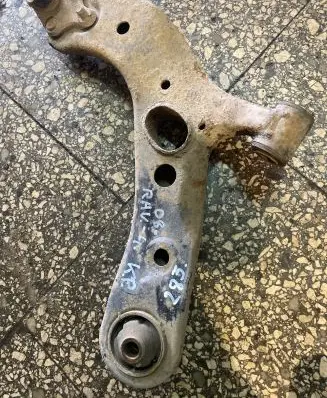 Toyota RAV 4 (XA30) Front lower control arm/wishbone