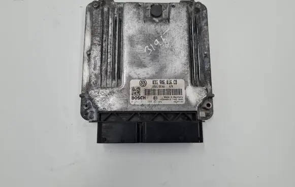 Volkswagen Golf V Engine control unit/module 03G906016CB 0281011900