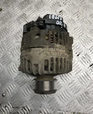 Volkswagen Golf IV Generator/alternator 038903023L 0124325001