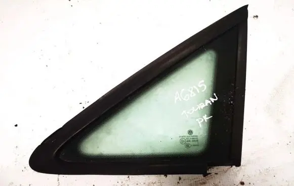 Volkswagen Touran I Front triangle window/glass 