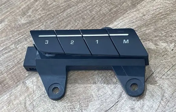 Jaguar E-Pace Seat control switch J9C314776BB 10338031