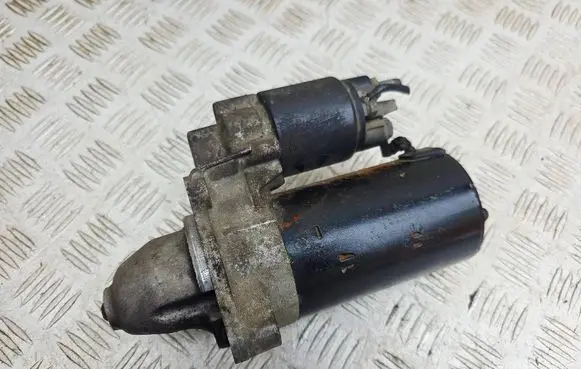 BMW 5 E39 Starter motor 