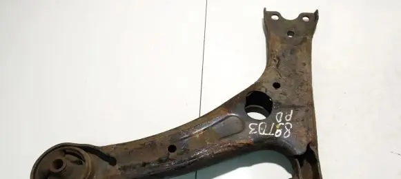 Toyota Corolla E120 E130 Front lower control arm/wishbone
