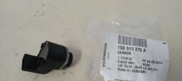 Audi A4 S4 B8 8K Parking PDC sensor 1S0919275A