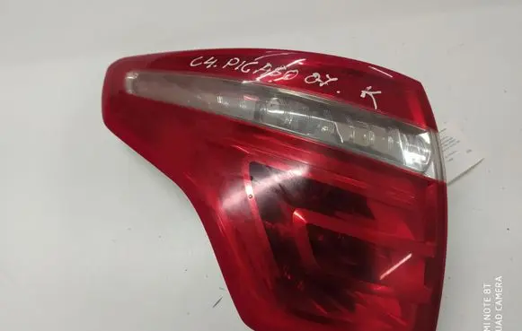Citroen C4 I Picasso Rear/tail lights 9653547580