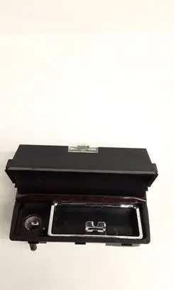 Ashtray (front)