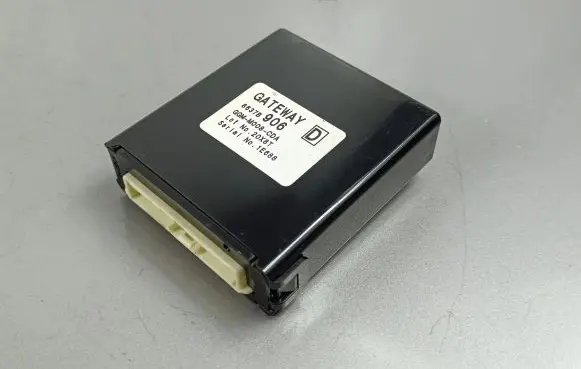 Mitsubishi Eclipse Cross Other control units/modules 8637B906