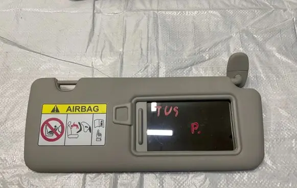 Hyundai Tucson IV NX4 Sun visor
