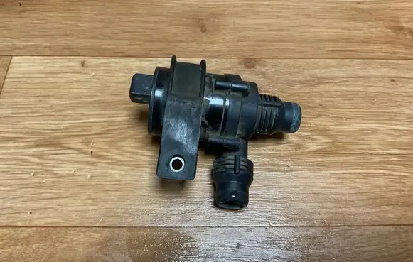 Mini One - Cooper R50 - 53 Electric auxiliary coolant/water pump 30950012