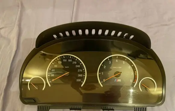 BMW 5 F10 F11 Speedometer (instrument cluster) 0263693121 784795201 7847952