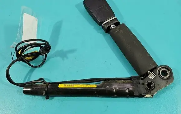 Mercedes-Benz S W221 Front seatbelt A2218601369 IMPRK1562917