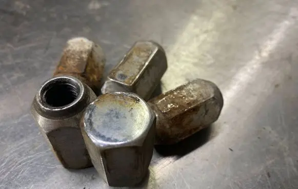 Honda HR-V Nuts/bolts 