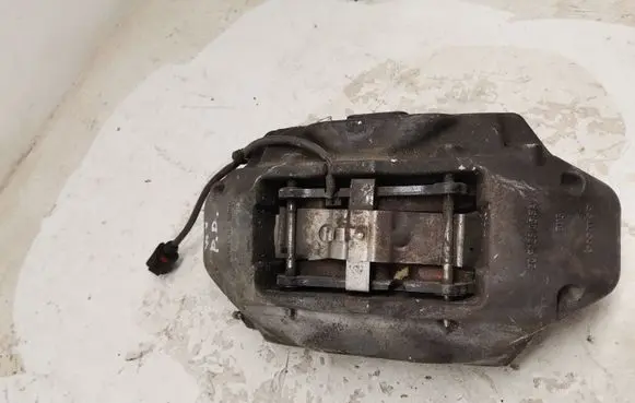 Volkswagen Touareg II Front brake caliper 7P6615106