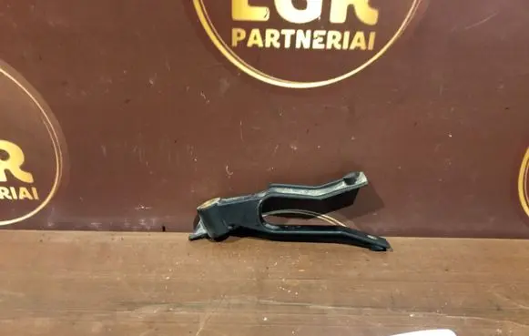 Opel Astra H Radiator mount bracket 13162131