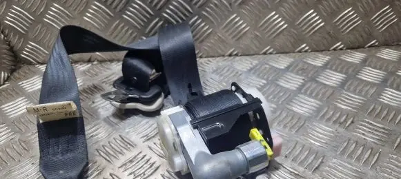Mazda 5 Front seatbelt BGA550027 20090727 CK01201