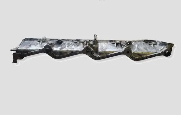 Mazda 5 Rocker cam cover RF7J10180