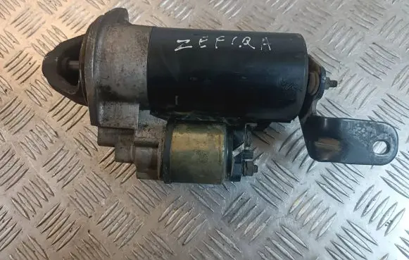 Opel Zafira A Starter motor 0001109052