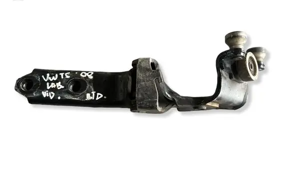 Volkswagen Transporter - Caravelle T5 Sliding door middle roller runner 7H0843336D